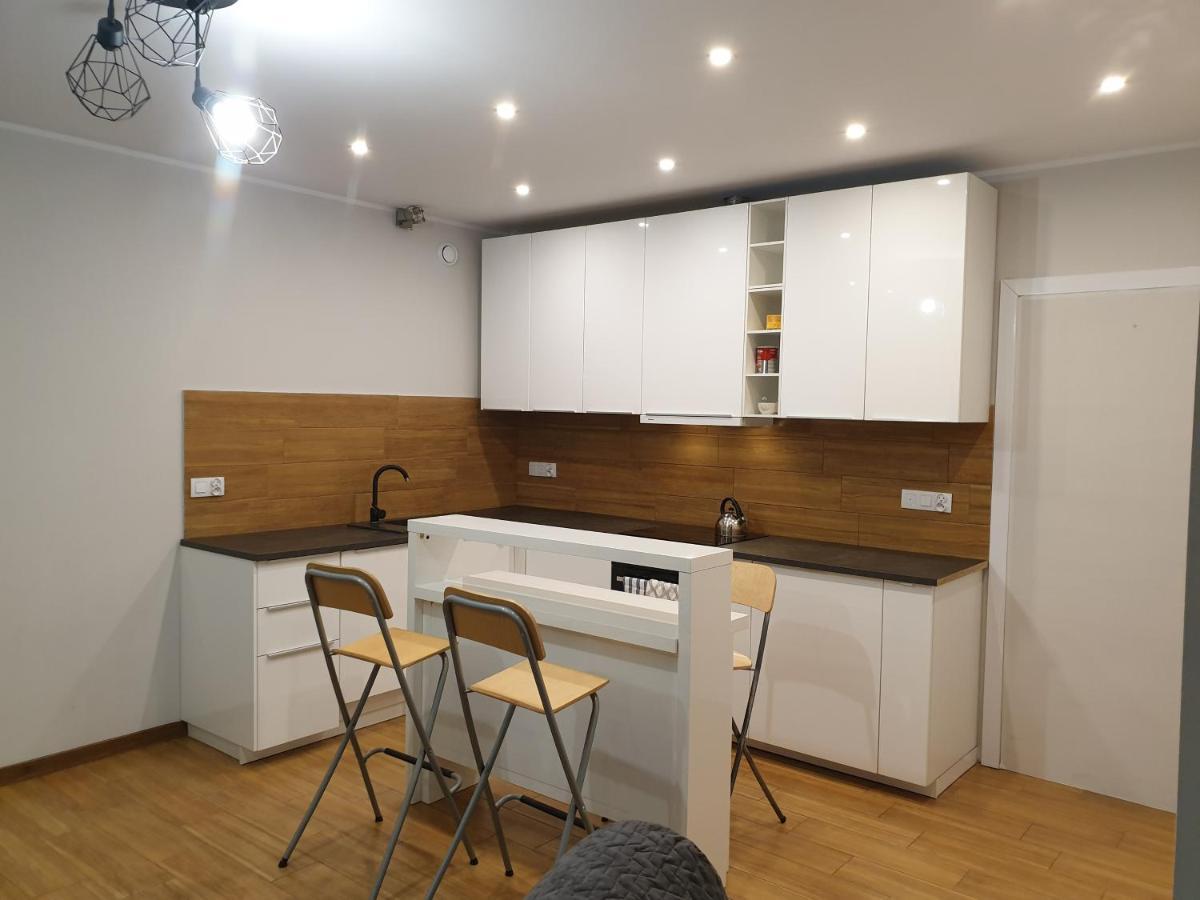 Maly Apartament W Zieleni Blisko Jeziora Środa Wielkopolska Exteriér fotografie